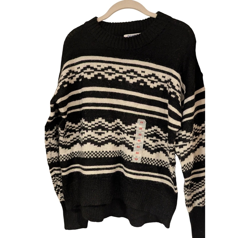 Old Navy Fair Isle Sweater XS Black White Geometric‎ Knit Pullover Winter Nordic